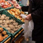 на сколько подорожали продукты — УНИАН