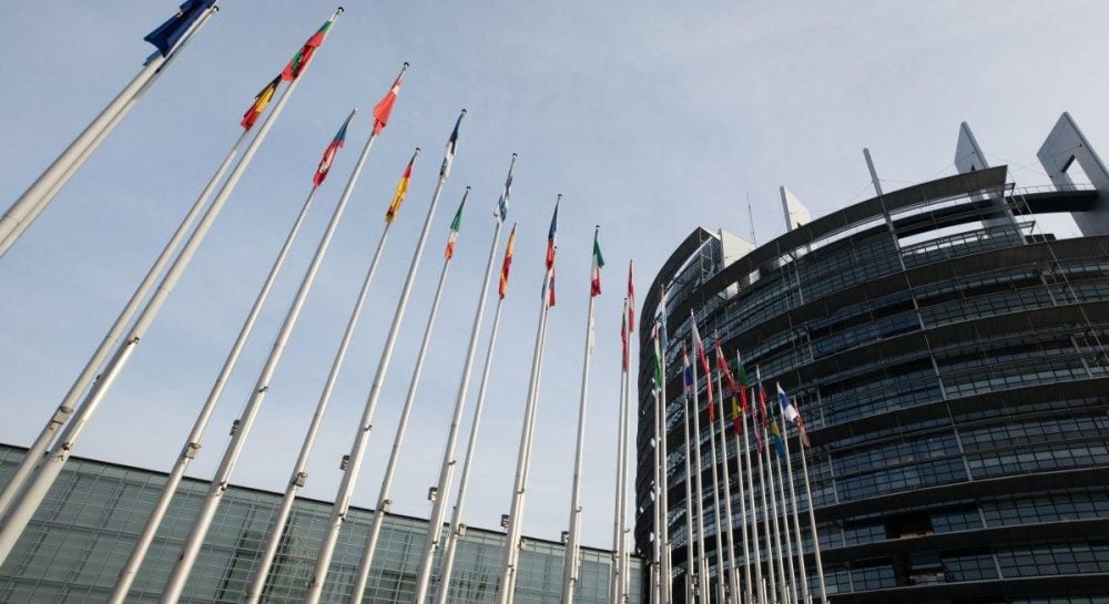 В Европарламенте призывают использовать 200 млн евро из активов РФ на оружие и восстановление Украины