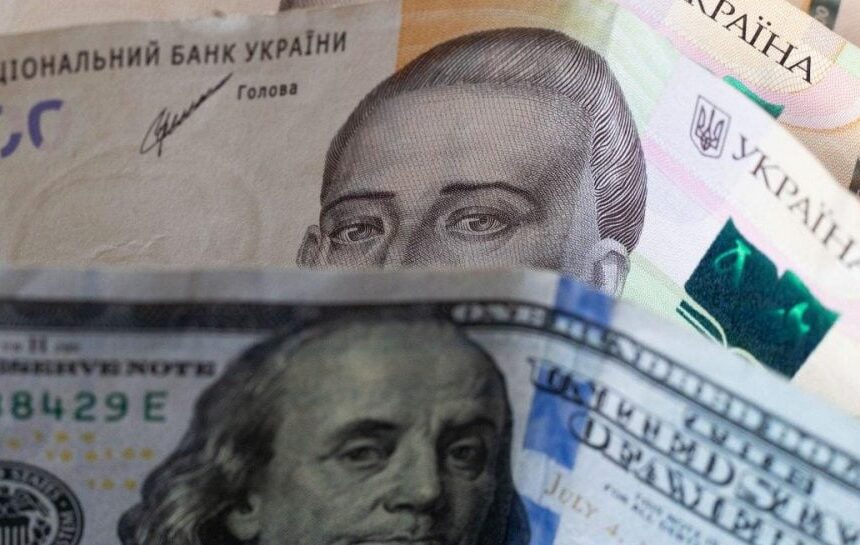 Курс доллара в Украине 12 мая — каким будет доллар