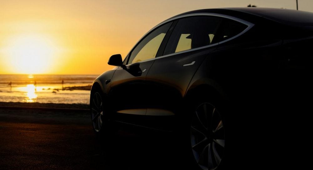 Tesla Model 3 образца 2022 года