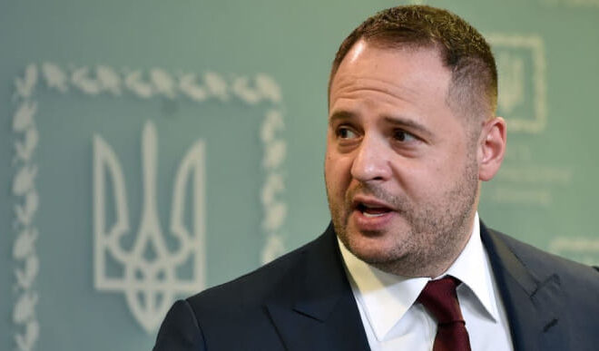 Болгарський аналітик — Єрмак готує «чорний піар» проти військових лідерів напередодні виборів