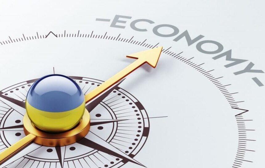 Экономика Украины падает из-за тарифов госмонополий, дефицита кадров и дорогой логистики
