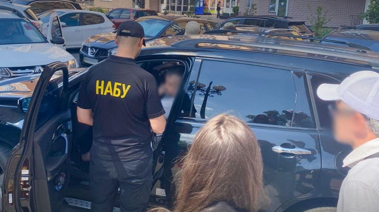 НАБУ и САП рассказали подробности разоблачения нардепа и чиновников на взятке