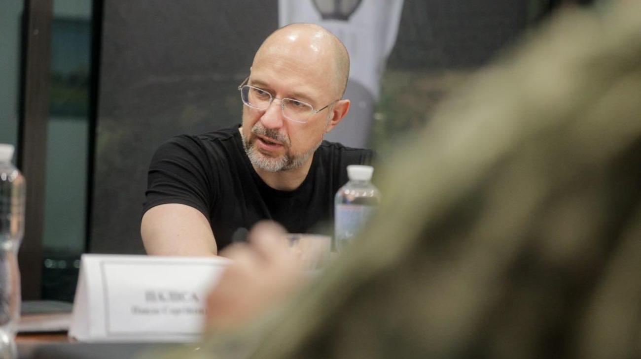 Шмыгаль: Правительство усилит защиту военнослужащих, сообщающих о коррупции