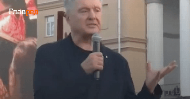 Порошенко устроил танцы на костях во время прощания с Андреем Парубием, – политолог