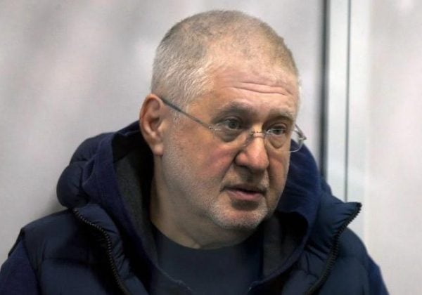 Игорь Коломойский неоднократно предлагал обеспечить конвойную службу автомобилями,