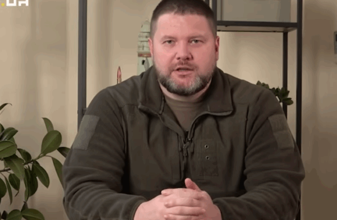 “Влада хоче позбавити вчителів надбавок з їхніх “копійчаних зарплат”, –  голова федерації профспілок Бизов