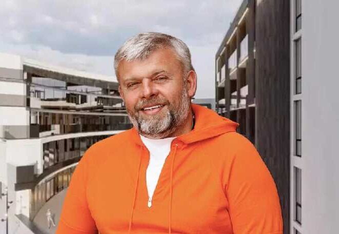 Волонтер и меценат Григорий Козловский получил почетную награду ВСУ