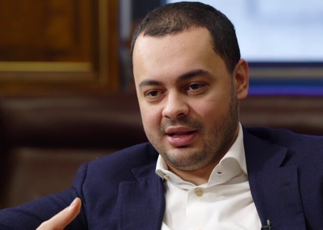 Лачен обслуговує медіакампанії громадянина Росії Сєяра Куршутова, – ЗМІ