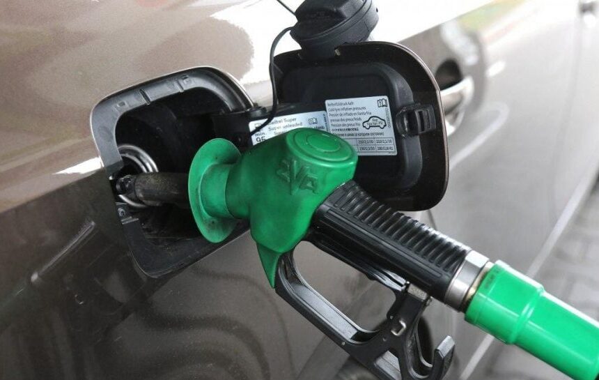 Мировые цены на горючее снова начали расти,