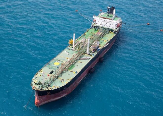 Китай помогает Ирану получать доходы от продажи нефти: расследование The Economist