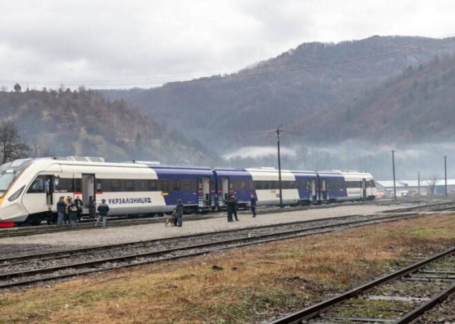 Укрзализныця – билет на поезд в западных областях теперь купить будет проще