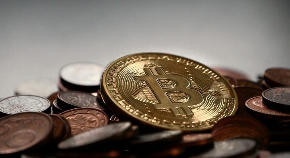 Биткоин резко вырос до максимума с февраля