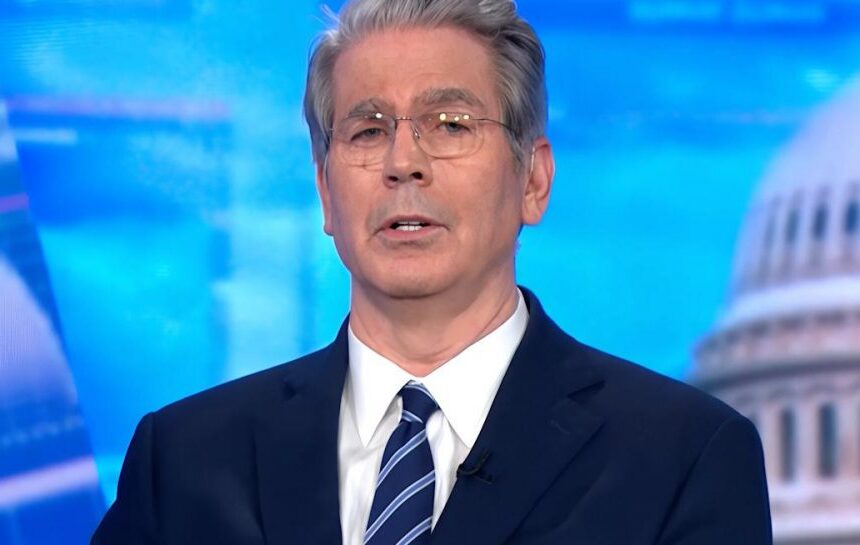 У Трампа объяснили ослабление санкций против России