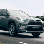 Авто в Украине – названа тройка самых популярных гибридов