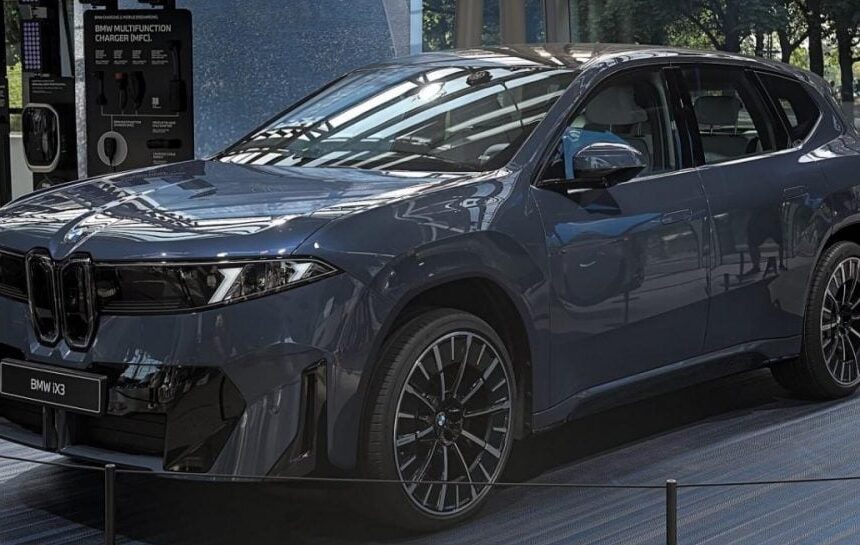 BMW iX3 – объявлен лучший автомобиль мира 2026 года