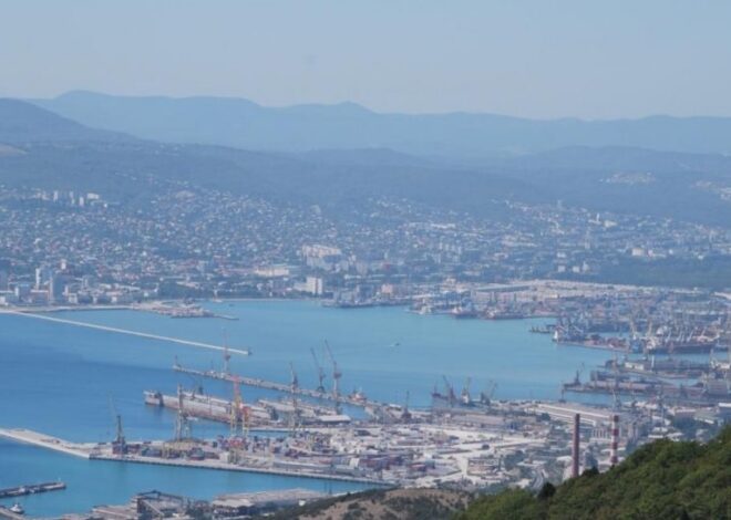 на Черном море горит главный нефтяной терминал России