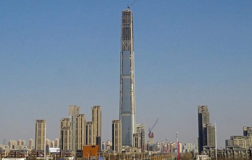 Самый высокий в мире недостроенный небоскреб закончат, спустя 18 лет после старта, — СМИ