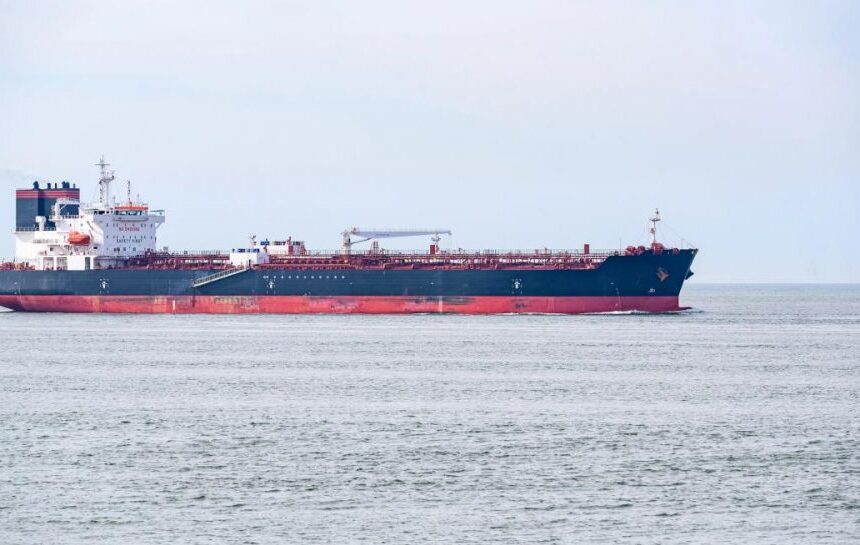 Война с Ираном – Китай перехватил танкер с иранской нефтью, следовавший в Индию