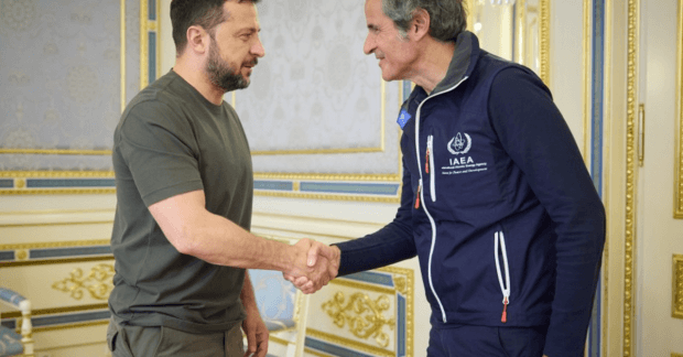 Запорожская АЭС — Зеленский обсудит мирную деоккупацию станции с главой МАГАТЭ