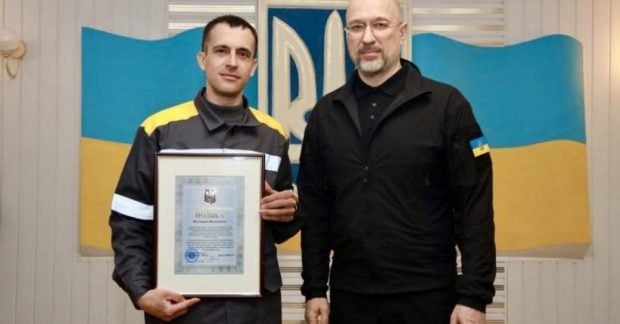 Министр энергетики наградил 36 сотрудников ДТЭК за то, что они пережили самую суровую зиму