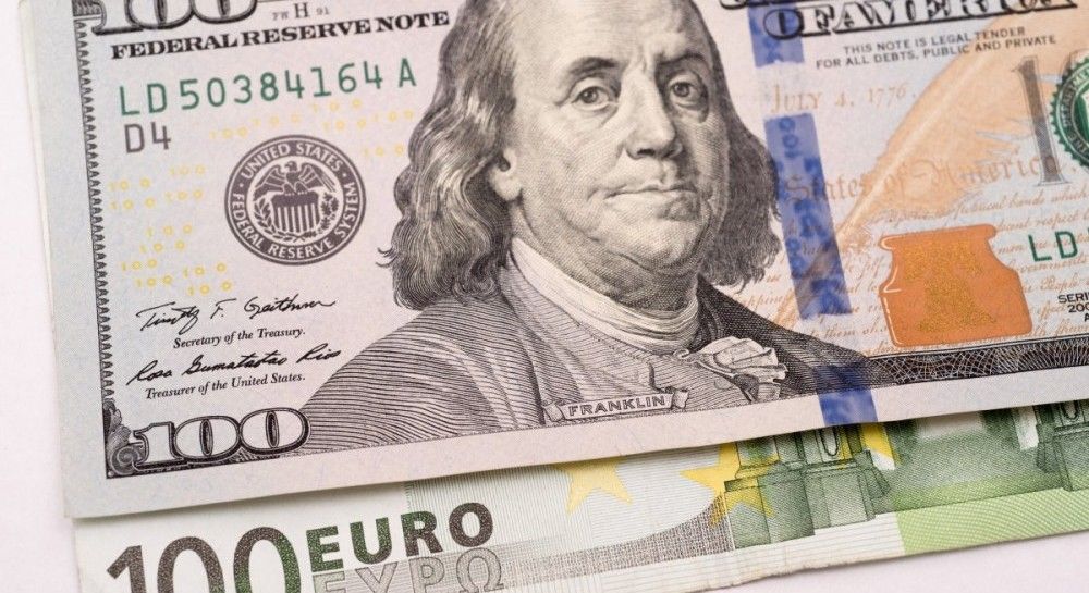 Каким будет курс доллара на следующей неделе: свежий прогноз банкира
