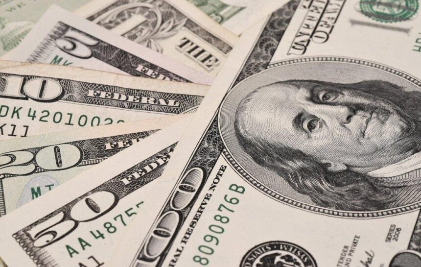 Курс доллара рванул вверх – сколько стоит 1 доллар США теперь