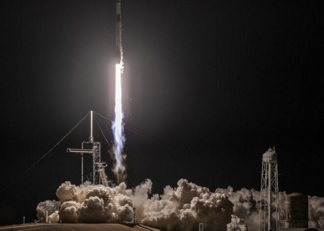 SpaceX новости — компания начала отказываться от своей главной ракеты