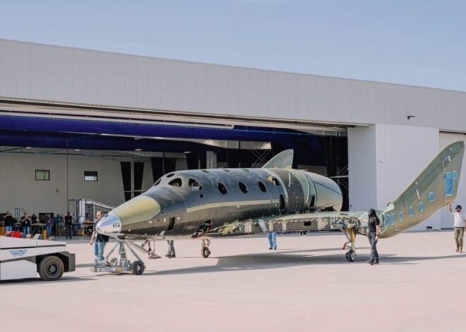 Американская компания Virgin Galactic представила космоплан нового поколения