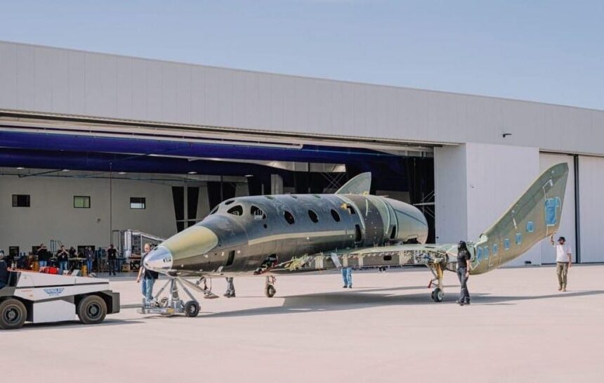 Американская компания Virgin Galactic представила космоплан нового поколения