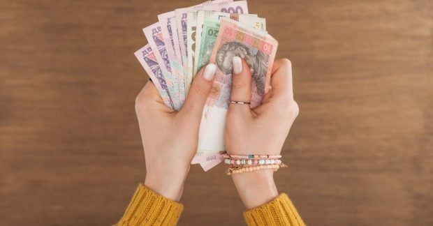 Выплаты 1500 грн от государства – нардеп заявил о проблемах