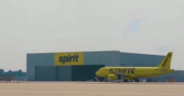 Spirit Airlines — известный американский лоу-костер отменил все рейсы, начиная с суботы
