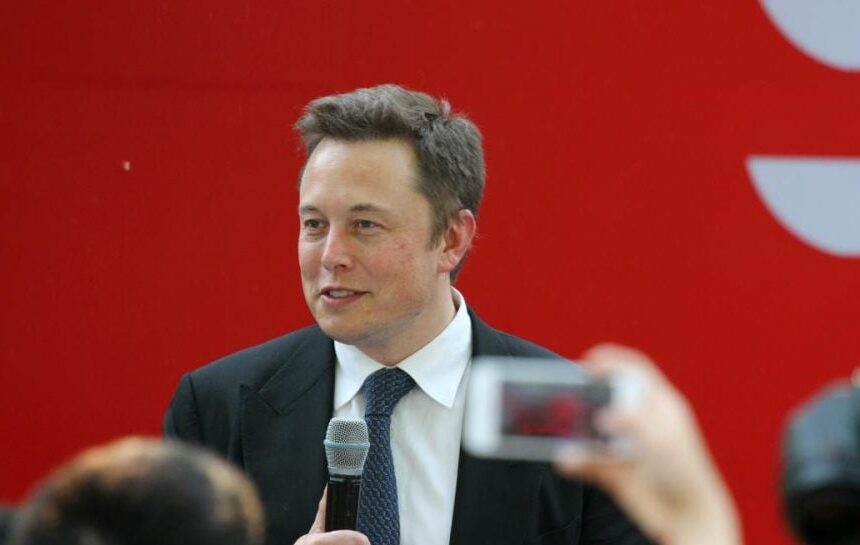 Илон Маск стал первым в мире триллионером – SpaceX привлекла рекордные средства