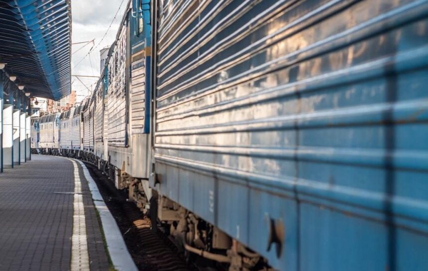 Прежде чем повышать тарифы, необходимо провести полный аудит Укрзализныци, – эксперт