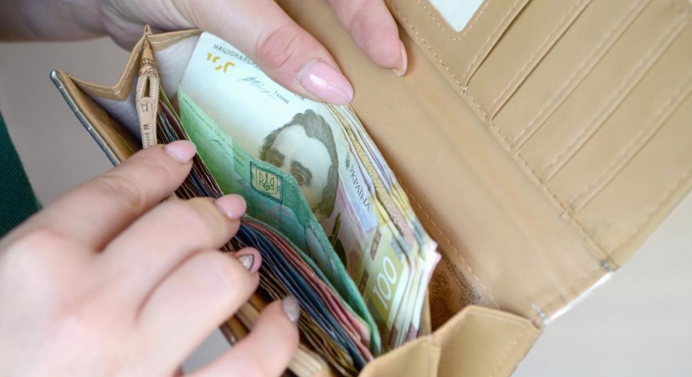 Зарплаты в Украине – в каких городах за год выросли выплаты больше всего