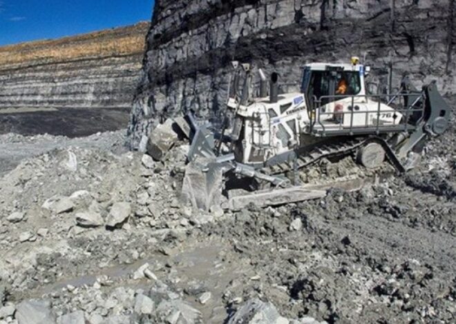 PR 776 G8 – Liebherr выпустила на рынок самый большой в мире гидростатический бульдозер