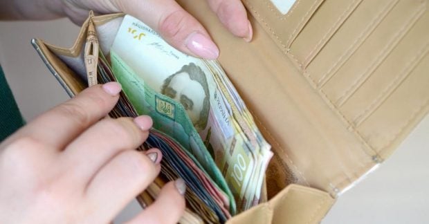 Зарплата в Украине — средняя зарплата превысит 44 тысячи гривень