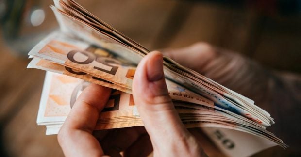Работа в Европе — За эту работу платят до 50 евро в день и кормят бесплатно