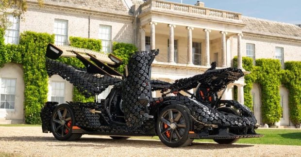 Lego конструктор — компания создала полноразмерную копию гиперкара Koenigsegg Sadair’s Spear