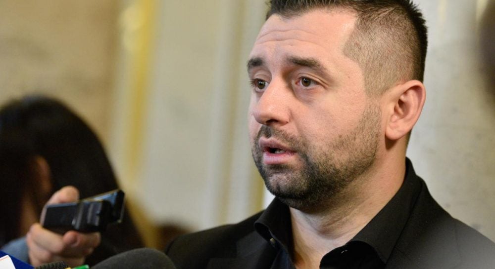Арахамия предупредил о самой сложной зиме