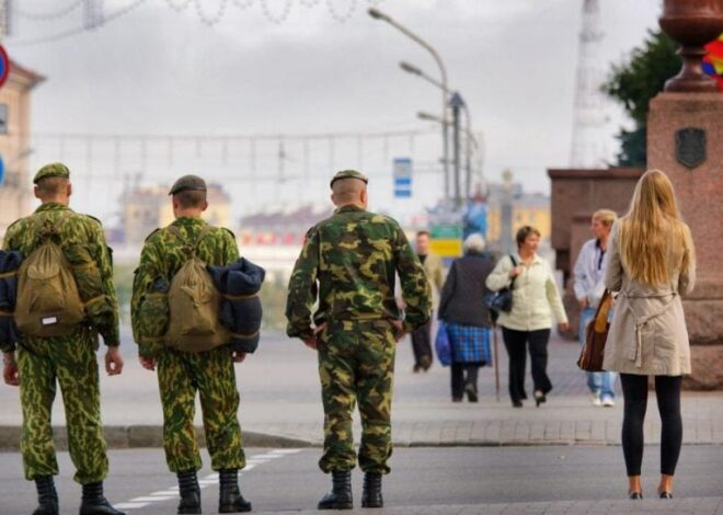 Война в Украине изменила отношение россиян к деньгам – СМИ