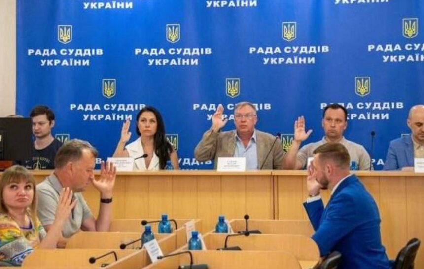 Систему начисления зарплат судьям изменили, но денег в бюджете не предусмотрели,