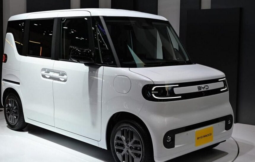 BYD сбросила на рынок «бомбу», представив самый дешевый электромобиль