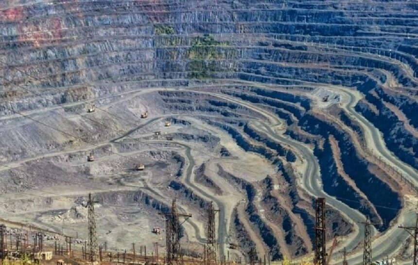 Южный ГОК приостанавливает работу из-за блокады морских портов