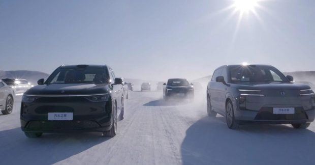 более 60 автомобилей испытали в условиях суровой монгольской зимы