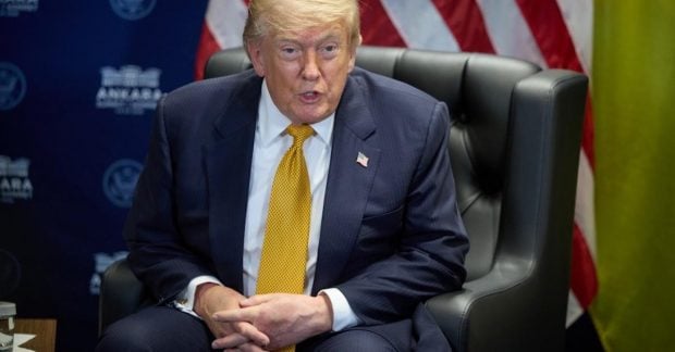 Адские санкции против России — в NYT объясненили, почему Трамп тянет с ними