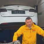 мужчина купил самую дешевую Тесла в Британии, но пожалел об этом