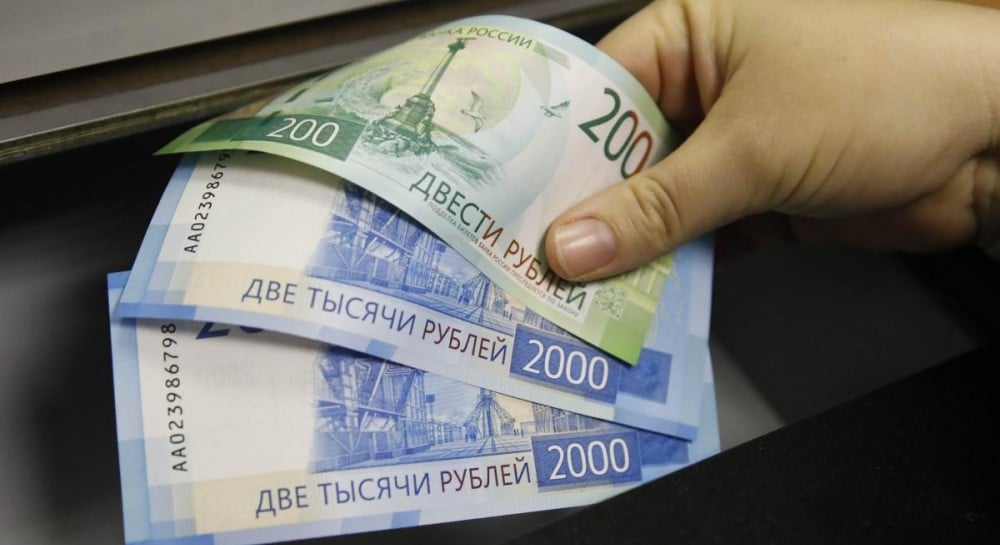 население и бизнес готовятся к худшему