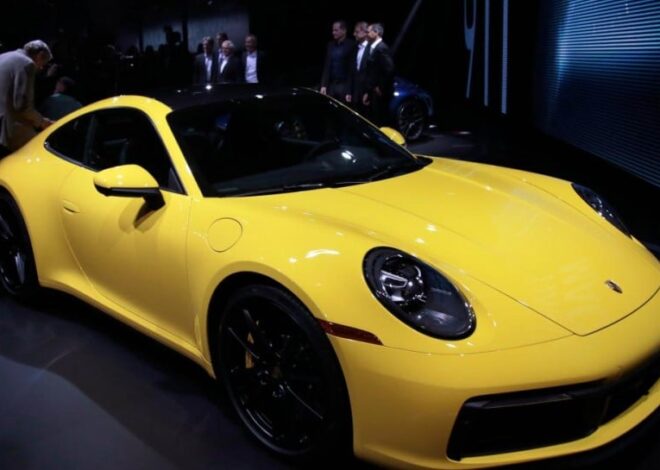 В Японии Porsche 911 можно купить в обычном супермаркете