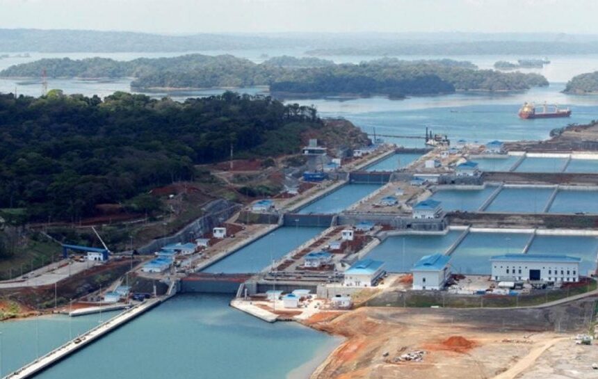 Стоимость морских перевозок в мире выросла до исторического рекорда, – FT